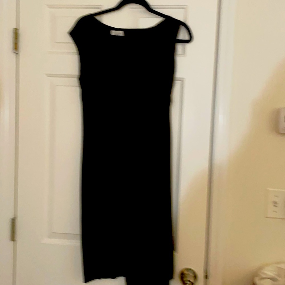 Attractive and slimming army green Velvet by Graham and Spencer
